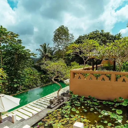 Sunset Hill Hotel